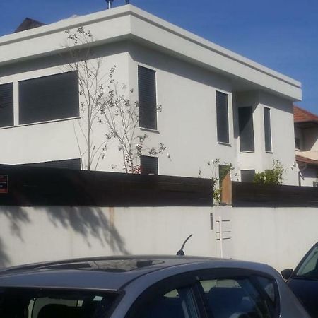 The Pearl Appartamento Yehud-Monosson Esterno foto