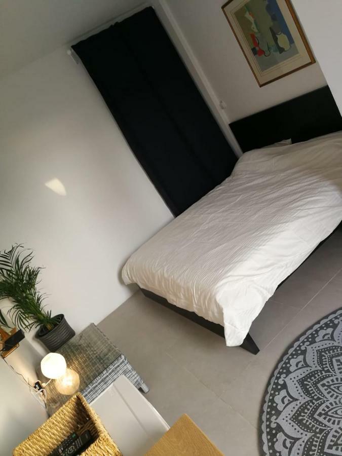 The Pearl Appartamento Yehud-Monosson Esterno foto
